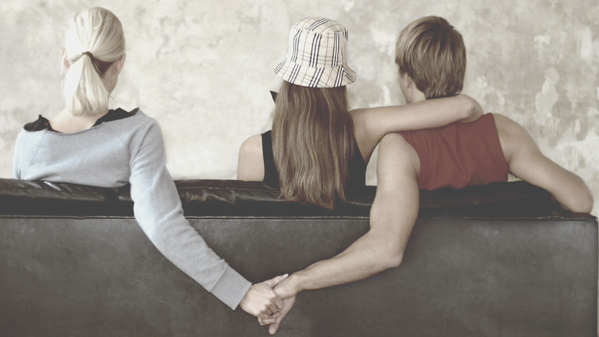 You are currently viewing Is Extra-Marital Affairs Legal or Punishable in India? Latest Law, Supreme Court Judgment and Its Impact on Married Life (2026)